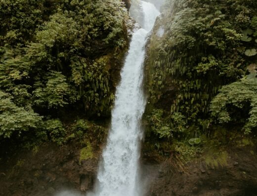 La Fortuna Waterfall Hike & Swim Tour
